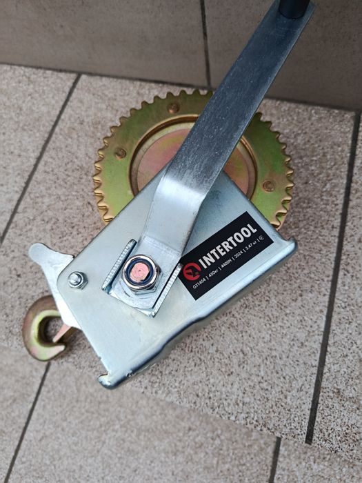 лебідка ручна нова 500кг 10 м трос