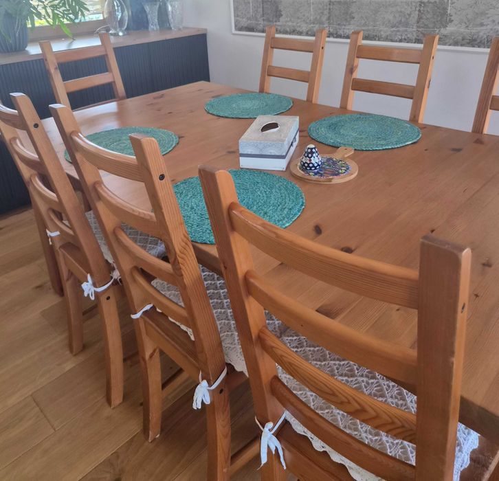 Sprzedam stół z 7 krzesłami IKEA