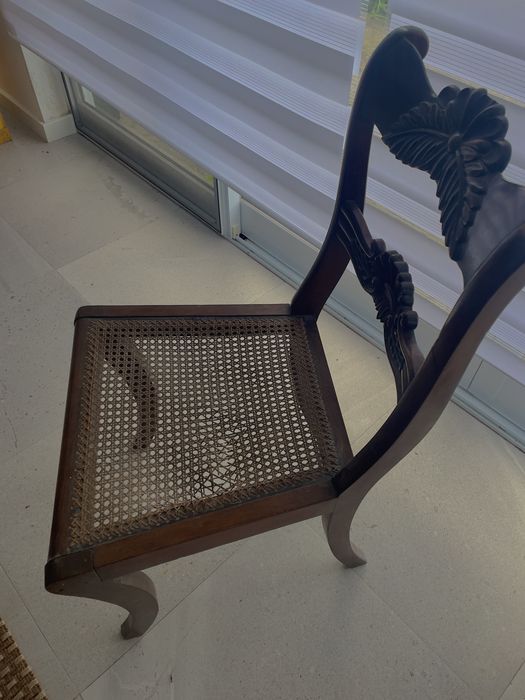 3 Cadeiras Vintage de Madeira Maciça