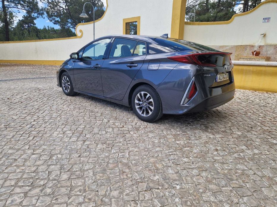 Prius Plug In Luxury NACIONAL IVA Dedutível