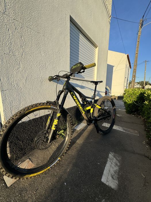 Orbea occam h20 lt 2023, parada por motivo de lesao