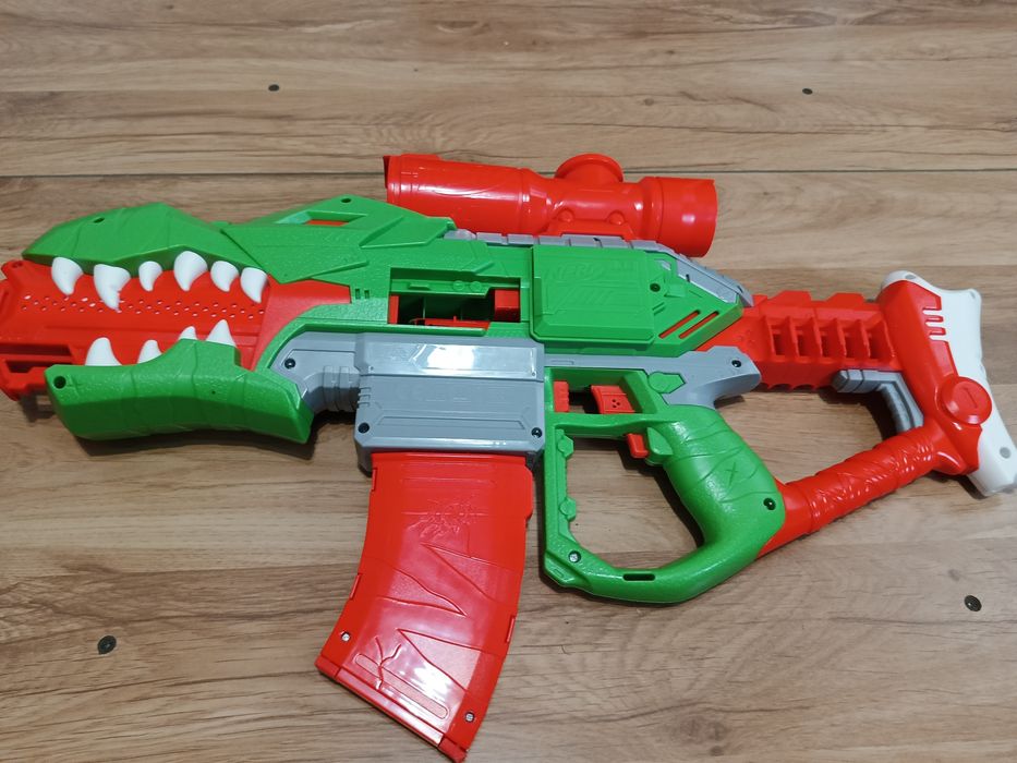 Іграшковий моторизований бластер Nerf DinoSquad Rex-Rampage