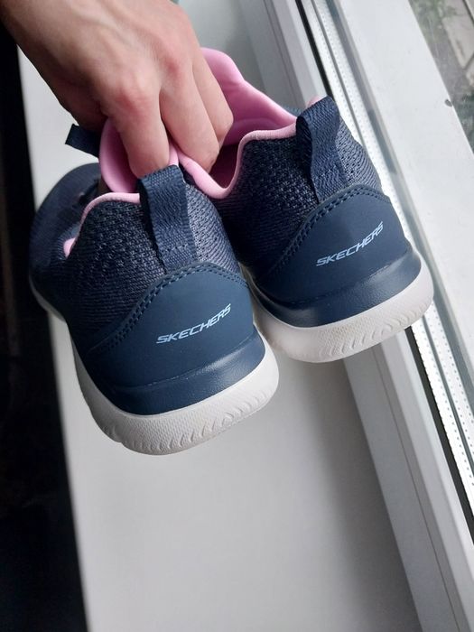 Кроссовки Skechers