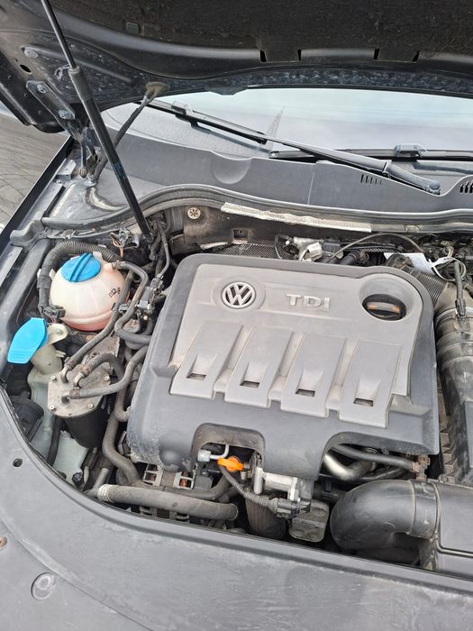 Volkswagen passat 2.0 TDI bluemotion highline