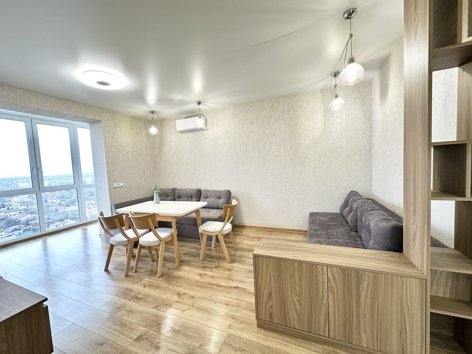 Продаж 2-кімнатної кв ремонт 2025 у новобудові