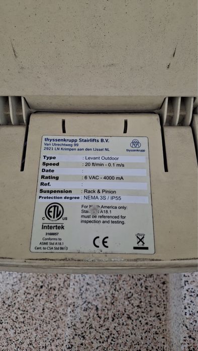 Cadeira Elevatória Exterior ThyssenKrupp 6,55m