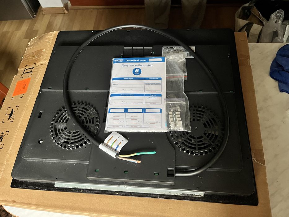 Варильна поверхня електрична ELEYUS H2EBHQ SE 60 BL I