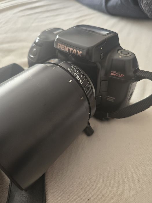Pentax  Z-1P  Tamron SP 500 mm f/8 Tele Macro.