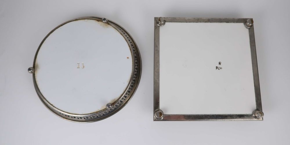 Par de bandejas Majólicas muito antigas . 18 cm, CADA