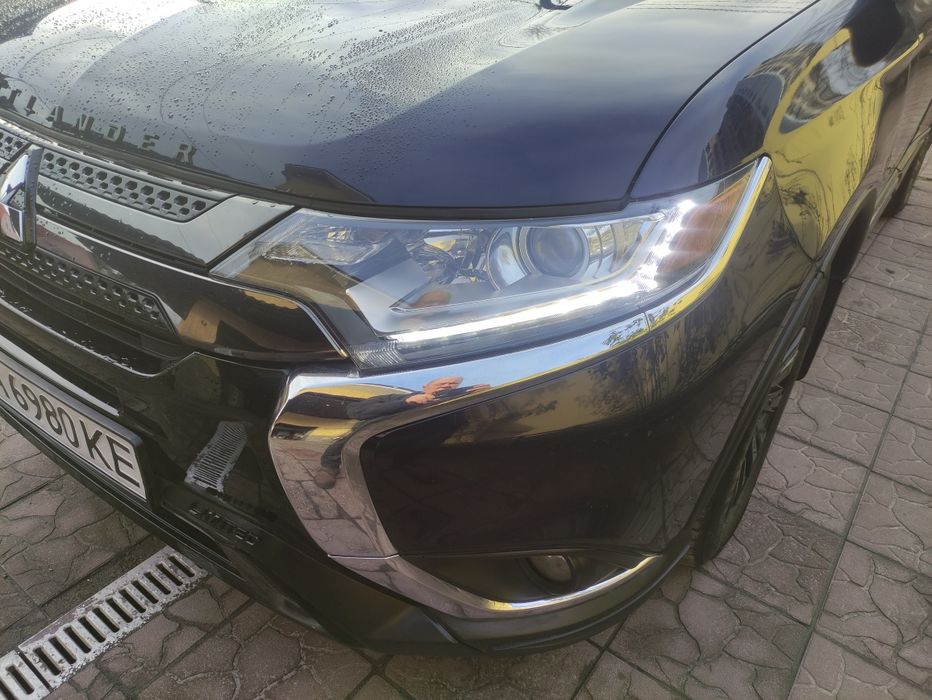 Продам Міцубісі Оутлендер