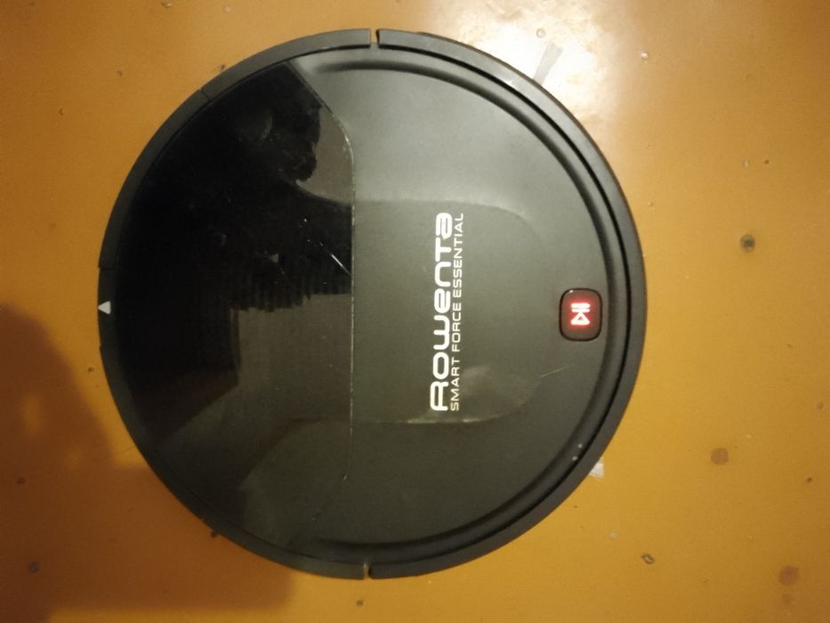 Пылесос -робот Rowenta