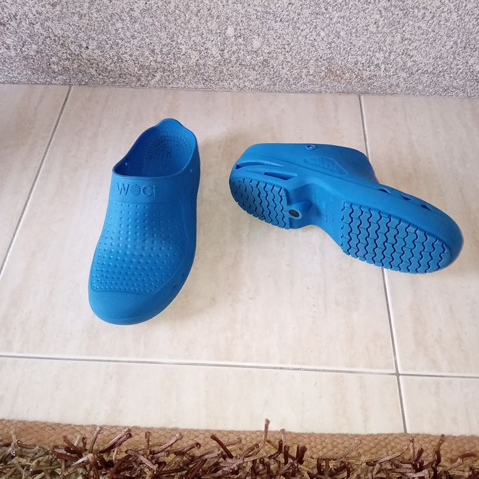 Socas hospitalares WOCK pouco usadas  mumero 38