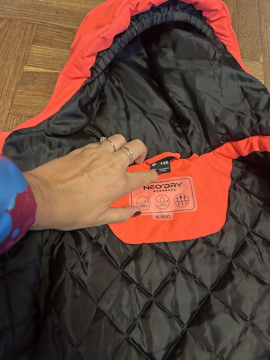 Nowa kurtka 4F rozmiar 146