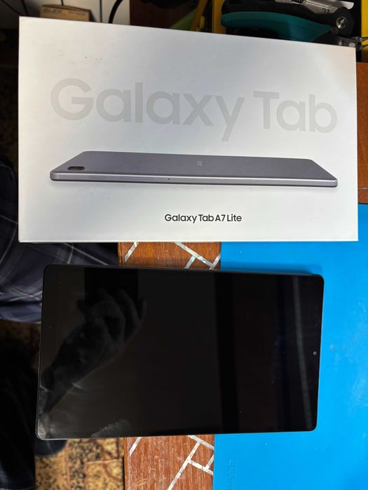 Планшет Samsung Galaxy Tab A7 Lite Wi-Fi 3/32Gb SM-T220 Gray