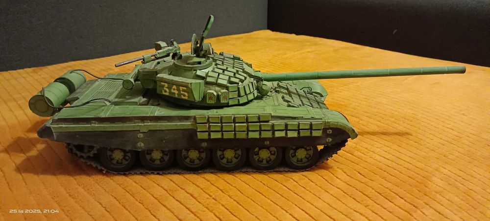 T72 M1 skala 1:25. Model kartonowy gotowy, sklejony.