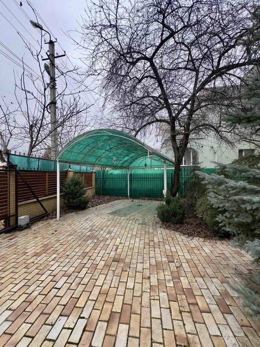 Центр Продаж 3-х поверхового будинку для родини в Кременчуці в Царському се