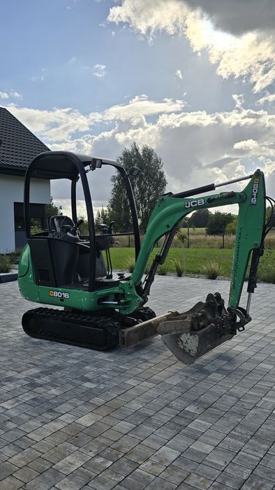 Minikoparka JCB 8016