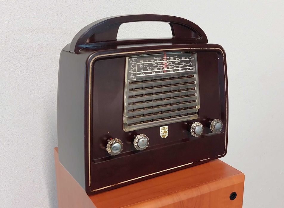 Rádio antigo Philips