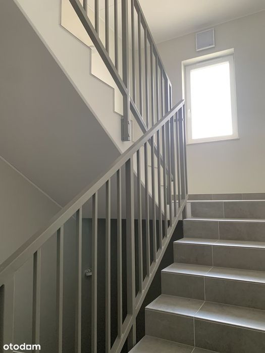 Mieszkanie 2-pokojowe  z balkonem , miejscem postojowym i komórką lok.