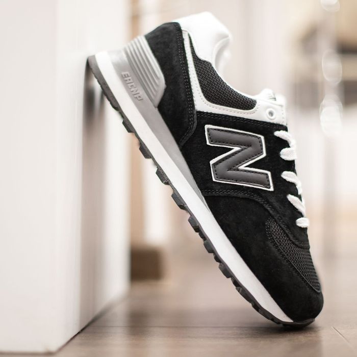 Чоловічі кросівки New balance 574 чорні з білим 37-46