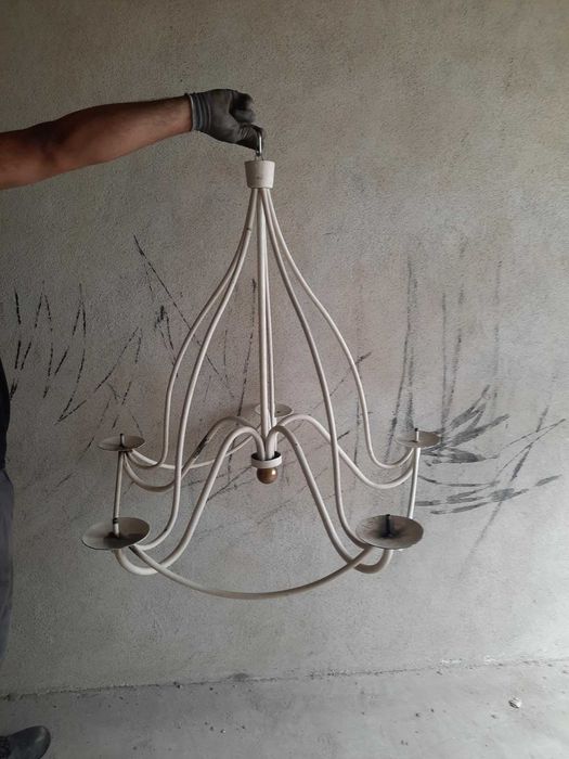 Conjunto de mobiliário em ferro para interior ou jardim