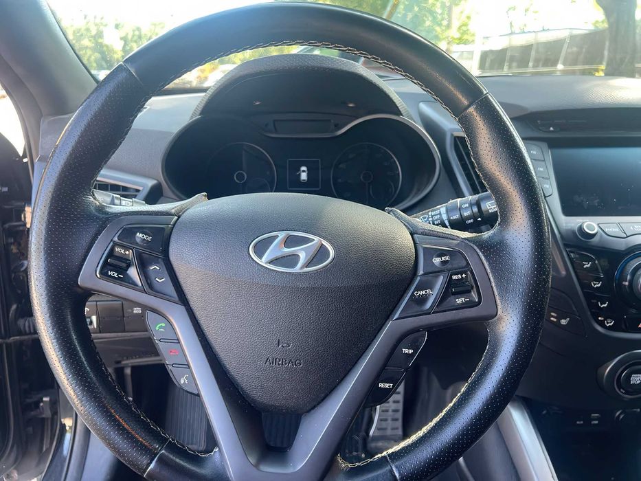 Hyundai Veloster Turbo      2016
