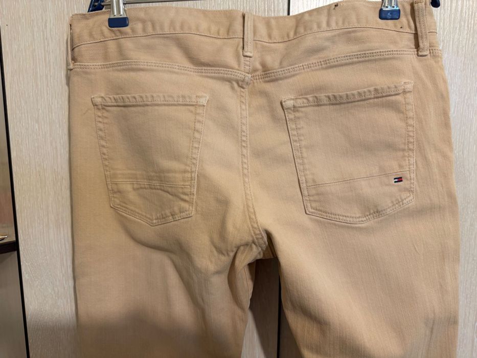 Джинси Tommy Hilfiger р. W34(36)-l34 штани