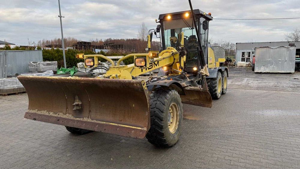 Równiarka HBM 110 TA-4