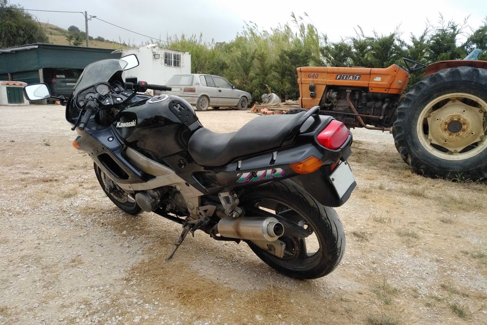 Kawasaki ZZR600 – 1994 – 42.041 km – 2 Donos