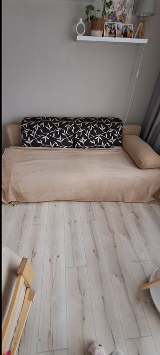 kanapa z pojemnikiem