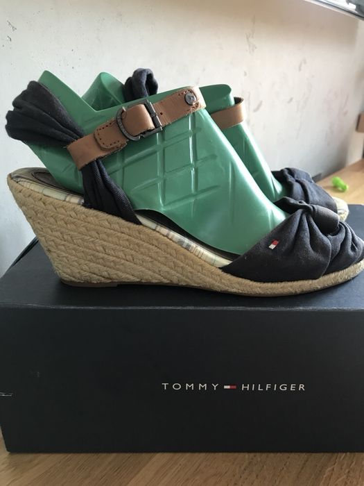 Tommy Hilfiger 40 26,5 cm Mary espadryle koturny sandały