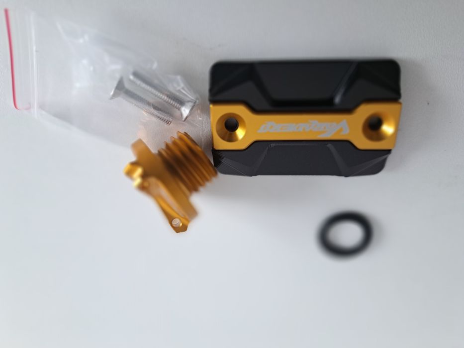 Korek , pokrywa pompy hamulcowej Honda Varadero 125