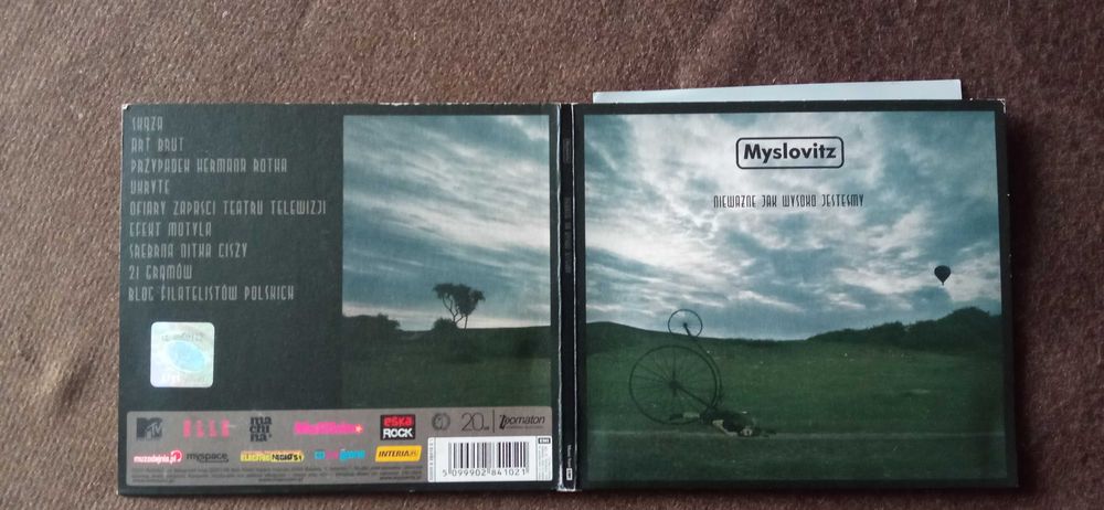 Myslovitz - Nieważne, Happiness, Miłość