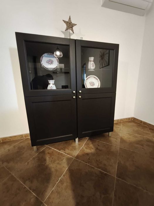 Móvel / Cristaleira / Vitrine