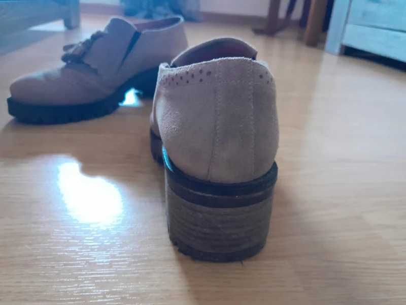 Sapatos mocassim