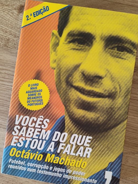 Livro de Octávio Machado