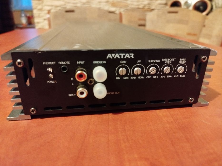 Wzmacniacz AVATAR  2000 W
