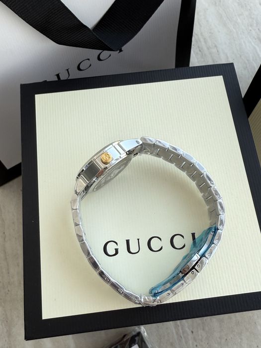 Gucci годинник часы