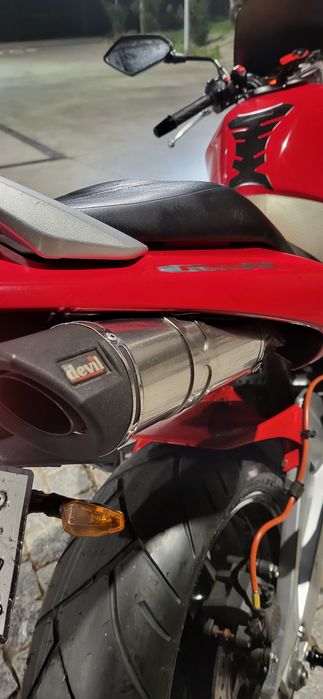 Suzuki GSR 600 – Excelente estado