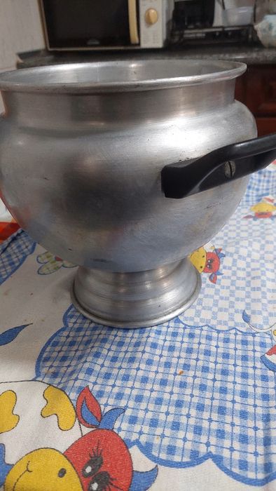 Terrina Antiga de Sopa