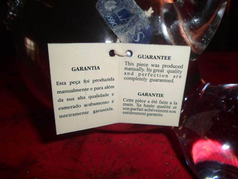 conjunto de garrafa + 2 cálices com estanho