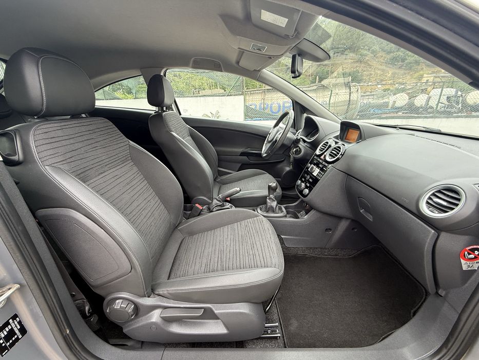 Opel corsa 1.4 sport 90cv 2014