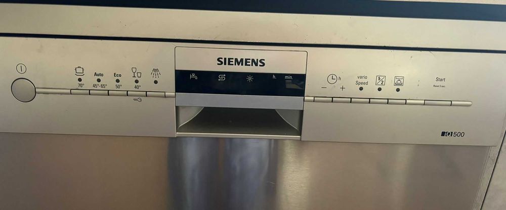 Melhor oferta. Maquina de lavar  loiça, SIEMENS.