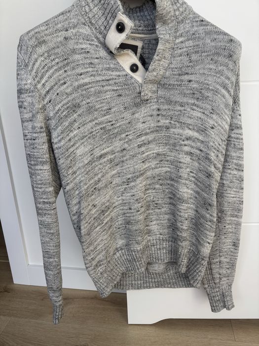 Sweterki meskie L 4 sztuki