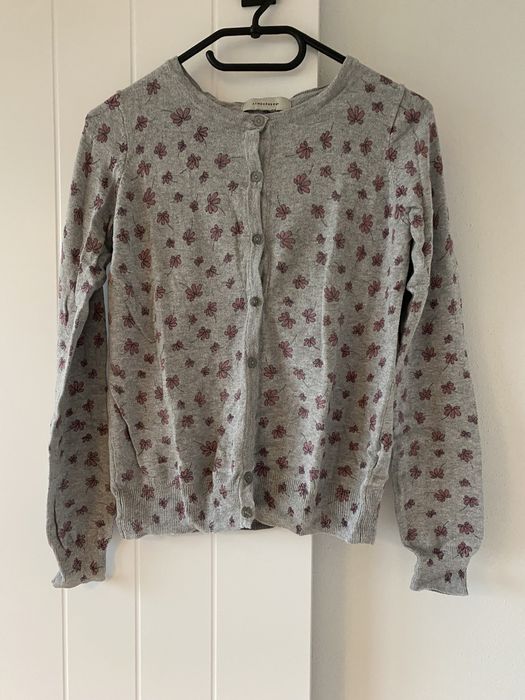 Sweter rozponany w kwiatki