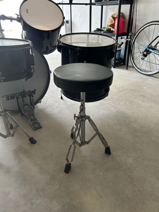 Bateria Musical Maxtone + estante de partituras musicais