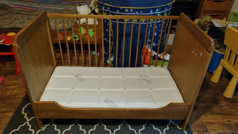 Łóżeczko dziecięce, materac, WellPur, IKEA