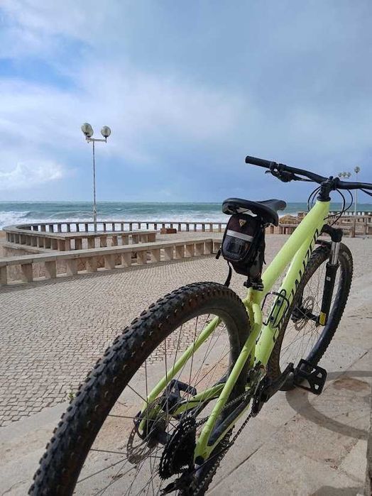 Vendo uma bicicleta nova  Specialized Rockhopper  Sport 29 Número de série  WSBC011135844T  Comprado  24/04/2024