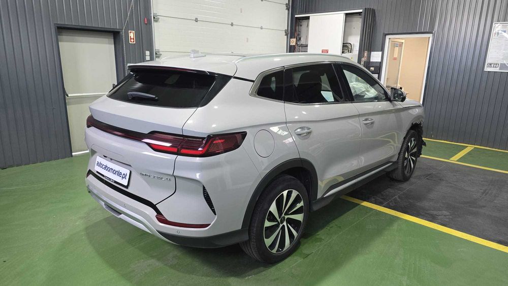 BYD Seal U 71.8Kwh -  Salvado