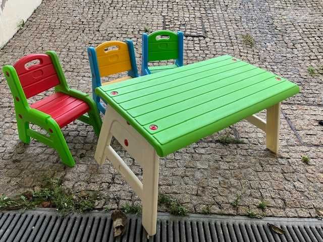 Mesa e Cadeiras Feber - Exterior